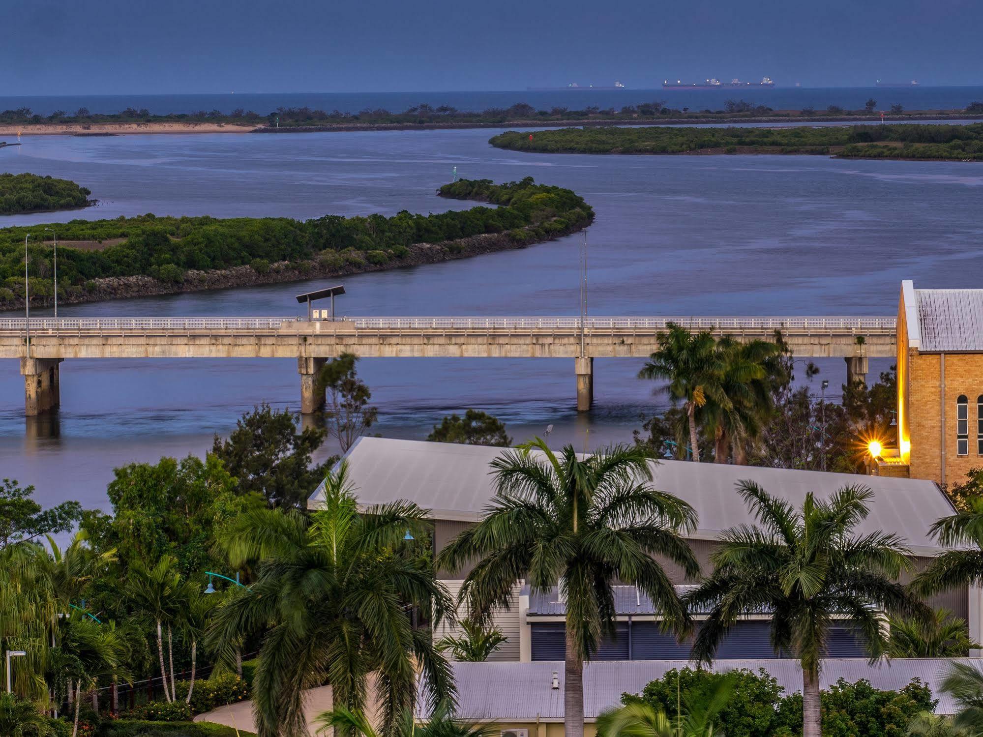Lanai Riverside Apartments Mackay Exteriér fotografie